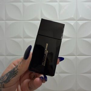 Victoria Beckham Foundation Drops with TFC8 by Augustinus Bader - Light Medium 6